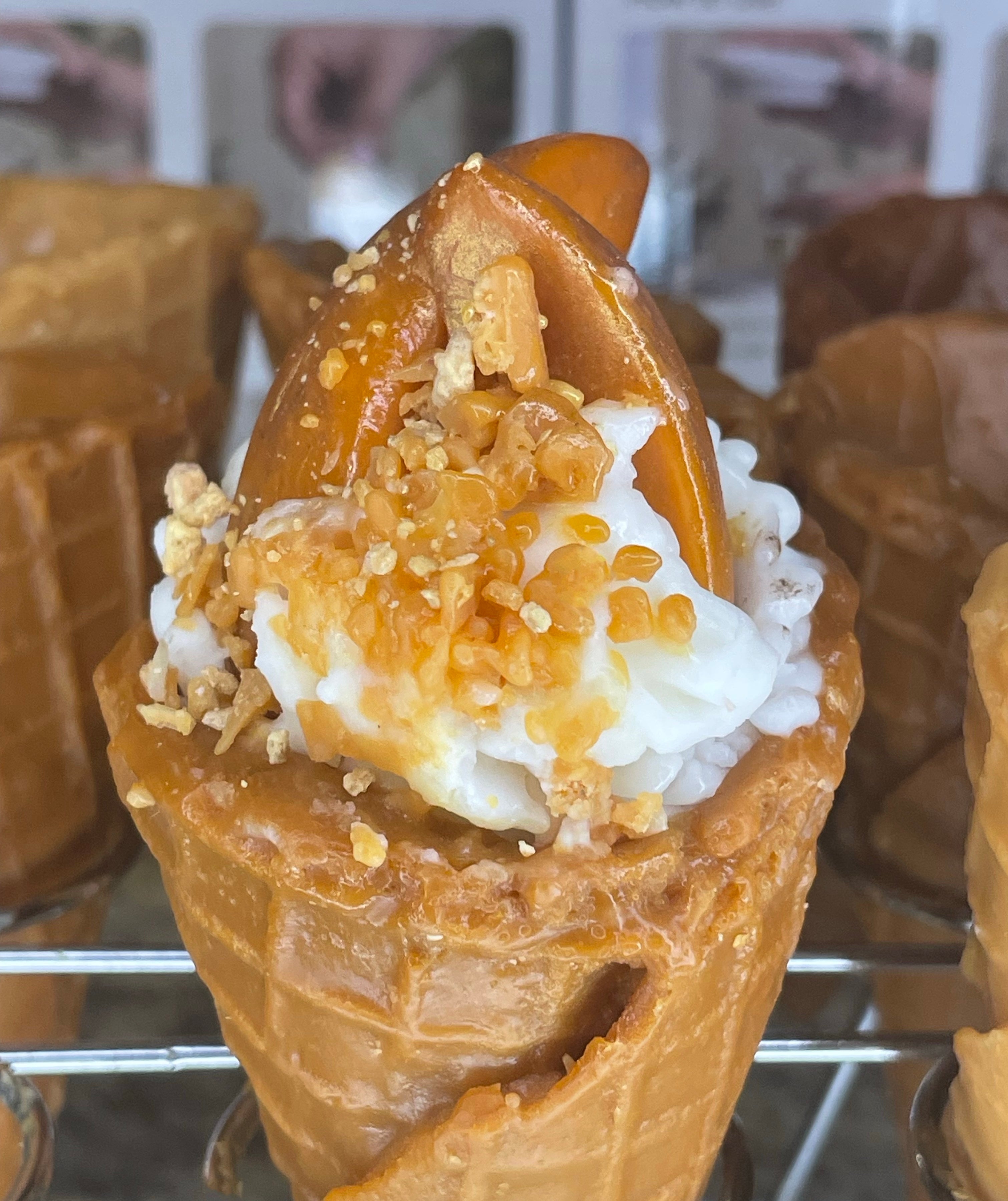 Peach Cobbler Cheesecake Cone